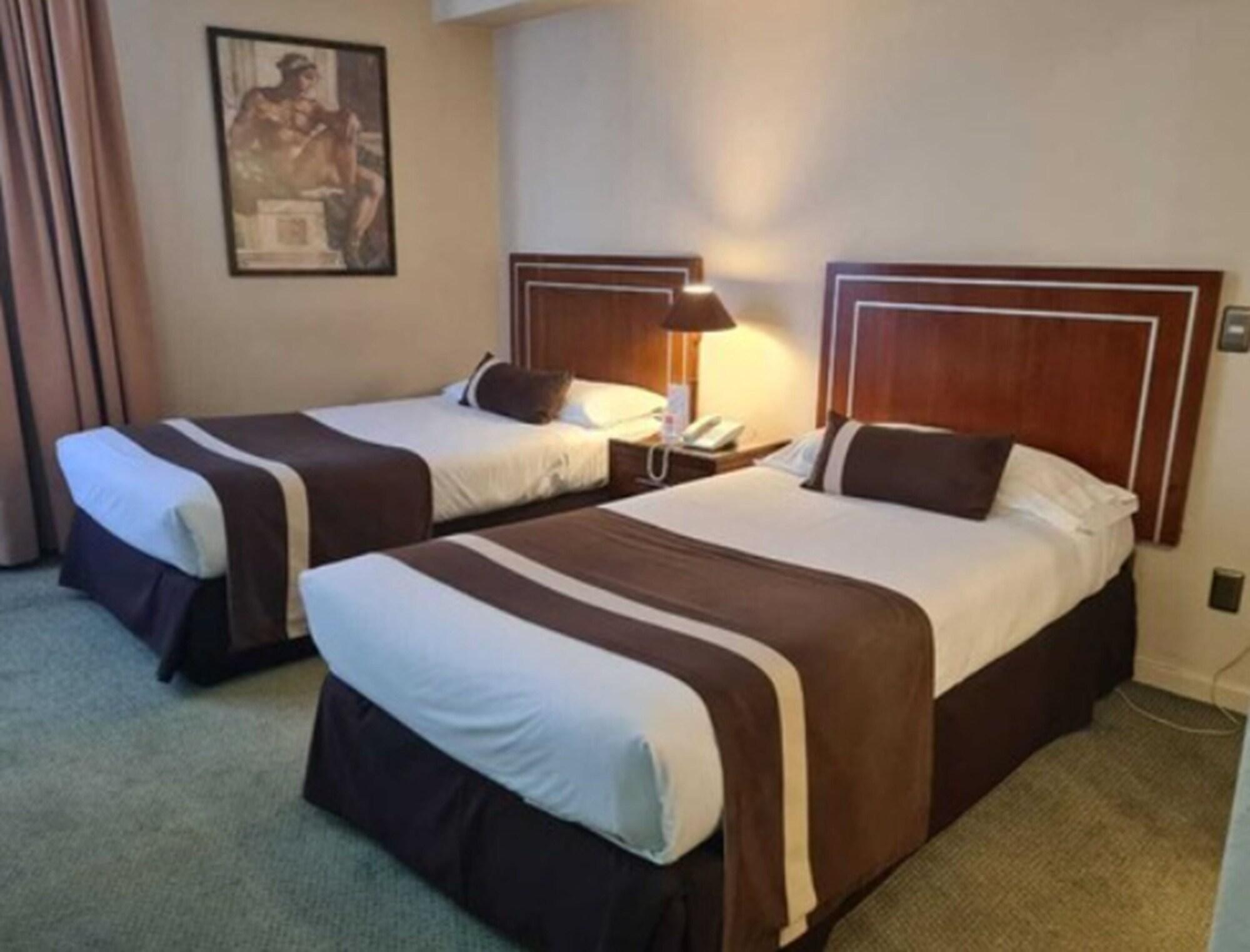 סנטיאגו Hotel Leonardo Da Vinci מראה חיצוני תמונה