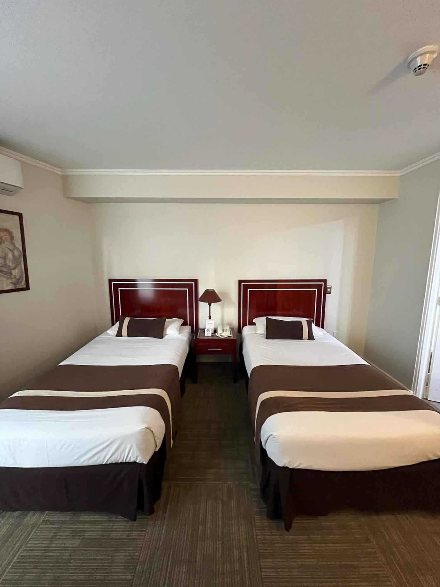 סנטיאגו Hotel Leonardo Da Vinci מראה חיצוני תמונה