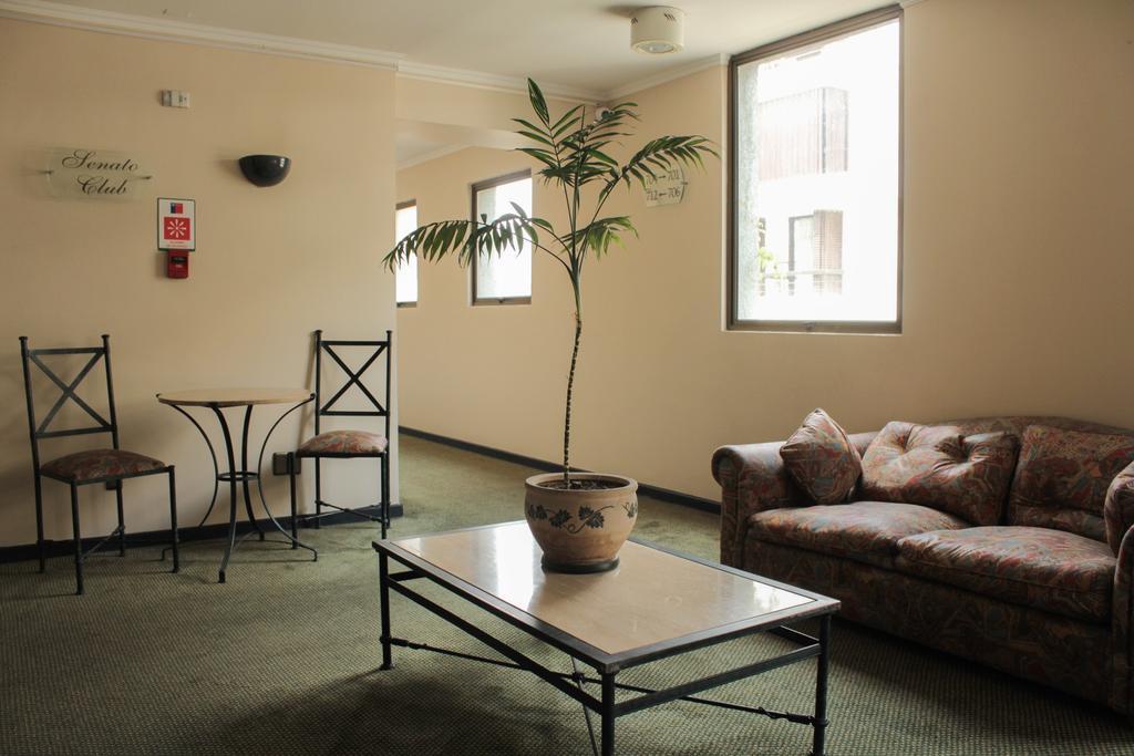 סנטיאגו Hotel Leonardo Da Vinci מראה חיצוני תמונה